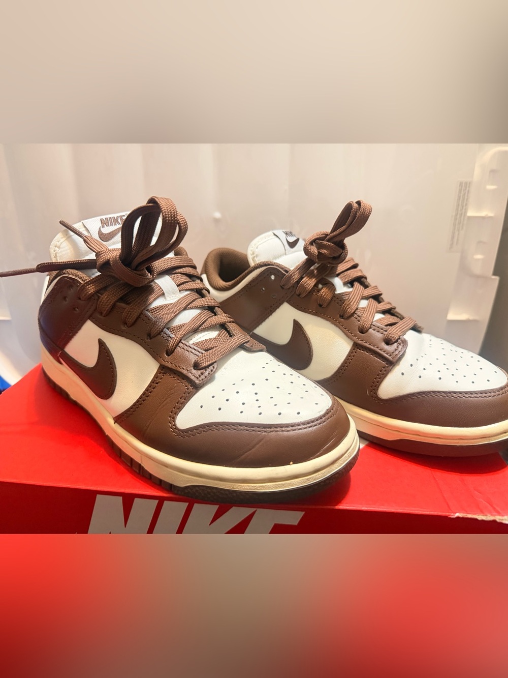 Nike woman Brown and White Low-Top Sneakers with Swoosh